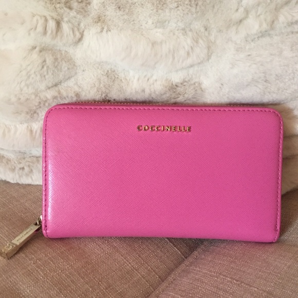 coccinelle Handbags - 💕 Coccinelle Hot Pink Leather Saffiano wallet